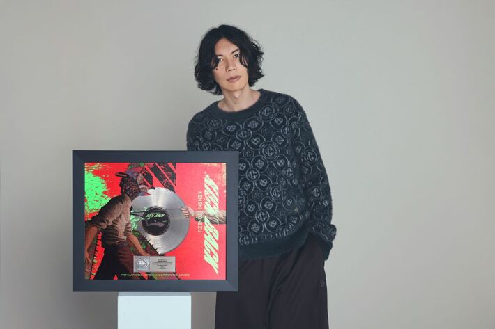 米津玄師、「KICK BACK」が全米レコード協会（RIAA）プラチナ認定。日本語詞としては史上初の快挙