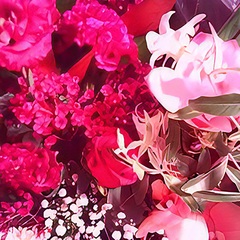 吉井和哉、新曲「甘い吐息を震わせて」竹内スグル監督が手掛けたMV公開