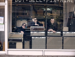 LITTLE BARRIE、UKのファンク、ジャズ、サイケ・シーンを牽引してきたドラマー／プロデューサー Malcolm Cattoを迎えた編成で来日公演決定。来年2月に東阪で開催