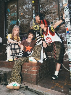 NEK!、1stフル・アルバム『MEME』リリース記念し初のインストア・イベント決定。タワレコ渋谷店にてアコースティック・ライヴ＆CDサイン会11/29開催