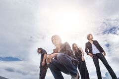 a flood of circle、ニュー・アルバム『夜空に架かる虹』より新曲「ASHMAN」FM802にて明日11/5初OA。リリース日11/12にはYouTube生配信イベントも