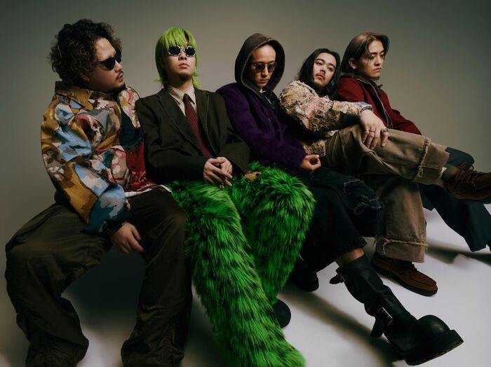 Kroi、2019年の『Polyester - EP』を再録した『Polyester (Custom Deluxe)』ゲリラ・リリース。フィジカル・パッケージ来年1月開催アリーナ公演にて会場限定販売