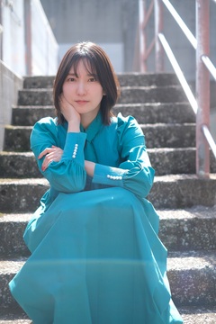 南壽あさ子、4thアルバム『AMULET』収録曲 ｢オン･ザ･スクリーン｣が佐野史郎×大沢 健ダブル主演の縦型ホラー・ショート・ドラマ"闇に光"主題歌に決定