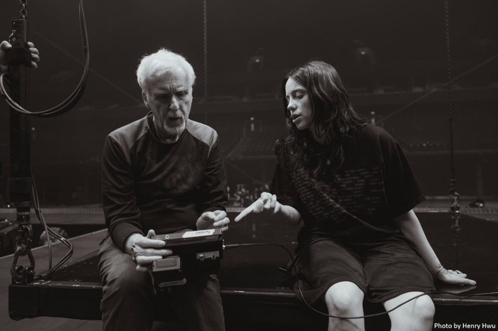 Billie Eilish、ジェームズ・キャメロンと共同監督務めたコンサート・フィルム"BILLIE EILISH - HIT ME HARD AND SOFT: THE TOUR (LIVE IN 3D)"来年3/20日本公開決定。トレーラー公開