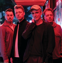 年明けに来日迫るTRAVIS、2ndアルバム『The Man Who』収録曲「Why Does It Always Rain On Me?」日本語字幕付きMV公開