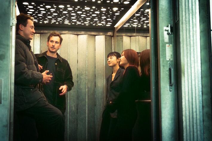 羊文学、最新アルバム『D o n' t  L a u g h  I t  O f f』デラックス・エディション第2弾より「そのとき (Squid Remix)」ヴィジュアライザー公開