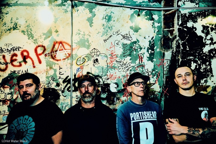 HOT WATER MUSIC、世紀を越えた来日公演決定。6月に東名阪にて開催、6/13東京公演は名作『Caution』全曲披露のスペシャル・セット