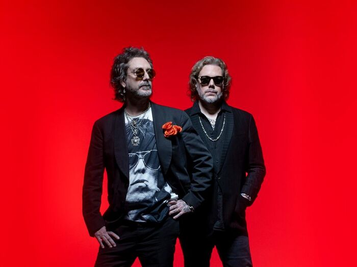 THE BLACK CROWES、ニュー・アルバム『A Pound Of Feathers』3/13リリース発表。収録曲「Profane Prophecy」＆「Pharmacy Chronicles」公開