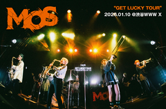 MOSのライヴ・レポート公開。"ブラス・ロック"を打ち立て、背負っていく覚悟とタフさ――『HAPPINESS IS』レコ発ツアー、バンド・セットで開催されたファイナル東京公演をレポート