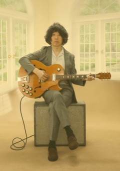 坂本慎太郎、ニュー・アルバム『ヤッホー』から3rd先行シングル「麻痺」配信＆スタジオ・ライヴMV公開