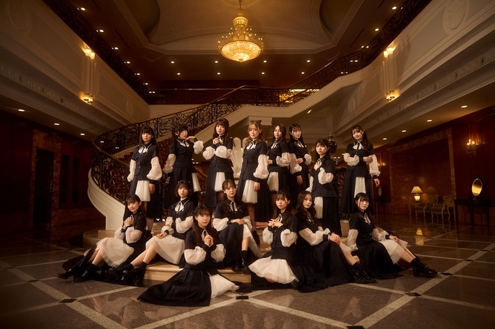 22/7、新アーティスト・ヴィジュアル公開。グループ史上最多15人体制となり"第三章"へ