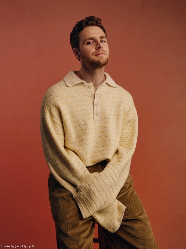 "SUMMER SONIC 2026"で初来日するシンガー・ソングライター Alex Warren、新章告げるシングル「Fever Dream」リリース