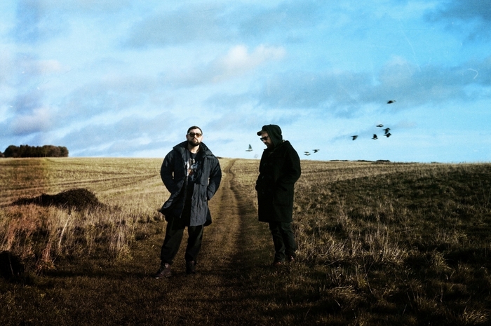 THE TWILIGHT SAD、7年ぶりのアルバム『It's The Long Goodbye』4/1リリース。Robert Smith（THE CURE）ゲスト参加