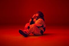 Vaundy、自身初のアジア・アリーナ・ツアー＆自身最大規模の国内アリーナ・ツアー発表。新アー写公開