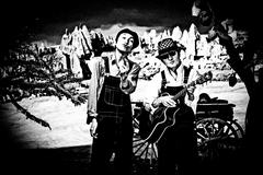 甲本ヒロト×内田勘太郎のユニット"ブギ連"、初のライヴ・アルバム『ブギる心』6/3リリース決定。京都磔磔公演から選りすぐり7曲収録