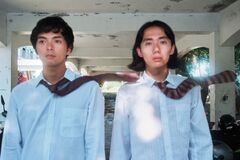 MONO NO AWAREの玉置周啓と加藤成順によるアコースティック・ユニット"MIZ"、先行配信シングル「轉角 feat. Ami Tseng」MV公開