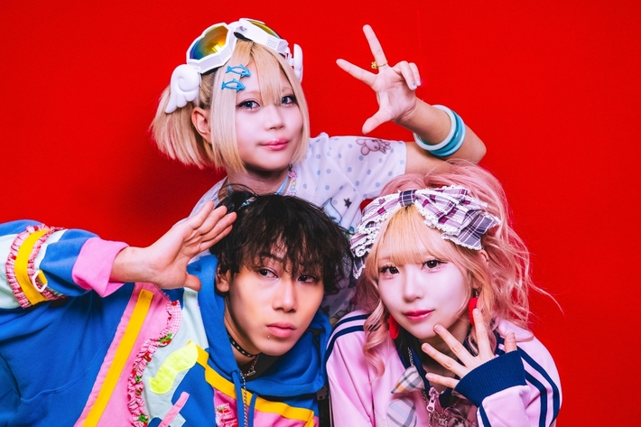 三四少女、メジャー・デビュー曲が初のアニメ・タイアップに。新曲「一生仲仔」がTVアニメ"オタクに優しいギャルはいない!?"ED主題歌に決定。3/15公開録音イベントへ出演も