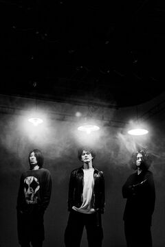 9mm Parabellum Bullet、ワンマンでは9年ぶりの昭和女子大学人見記念講堂にて"カオスの百年 vol.22"9/6開催