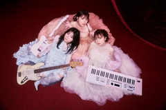 SILENT SIREN、女子バレーボール・チーム"NECレッドロケッツ川崎"公式応援歌として制作した新曲「KETTO」3/14デジタル・リリース