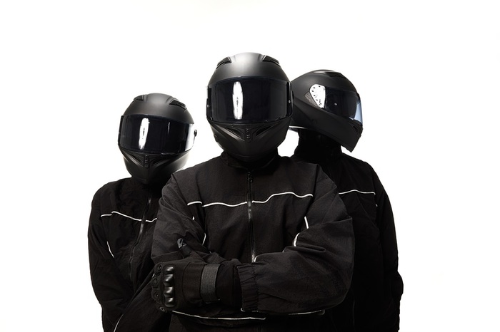 1stデジタル・アルバム『DAHONDA』をリリースしたばかりの謎だらけのヘルメット集団による音楽プロジェクト INF、ゲキクロにてロンTほか公式グッズの新規取扱開始