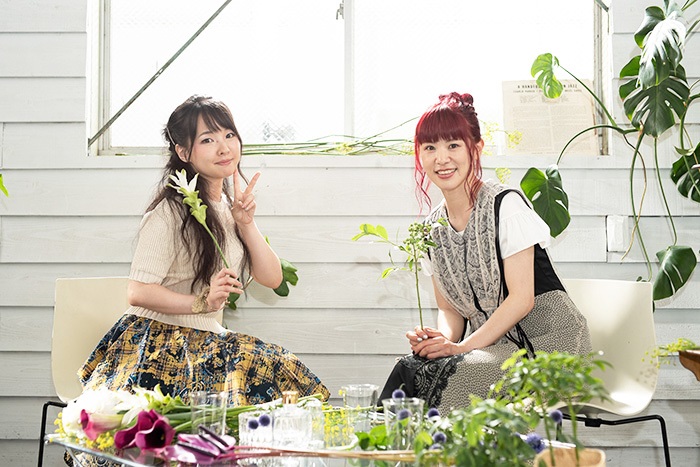 nano.RIPE、デビュー10周年記念ベスト・アルバムより新曲「イトシキヒビ」伊藤かな恵＆きみコ（Vo/Gt）デュエットVer.のMV公開。「スピカ」愛美＆きみコVer.のMVも9月に解禁