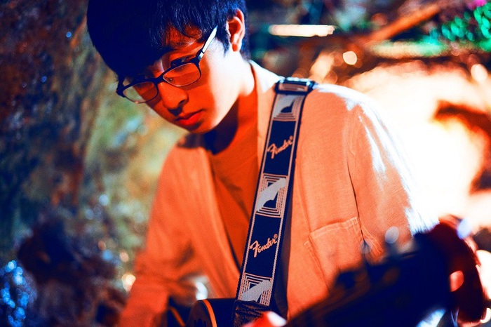 崎山蒼志、2ndアルバム『並む踊り』アートワーク公開＆同作より「むげん・ (with 諭吉佳作/men)」本日10/4先行配信。ツアー・ゲストに君島大空、諭吉佳作/men、長谷川白紙決定も