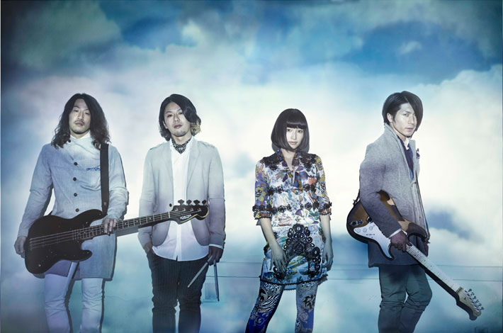 イツエ サイン色紙＆ステッカー、ラバー・キーホルダー