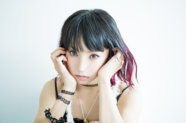 LiSA サイン色紙