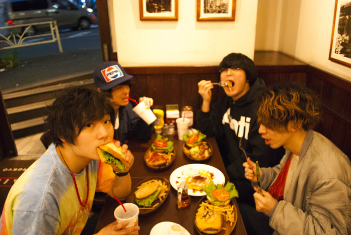 The Floor サイン色紙