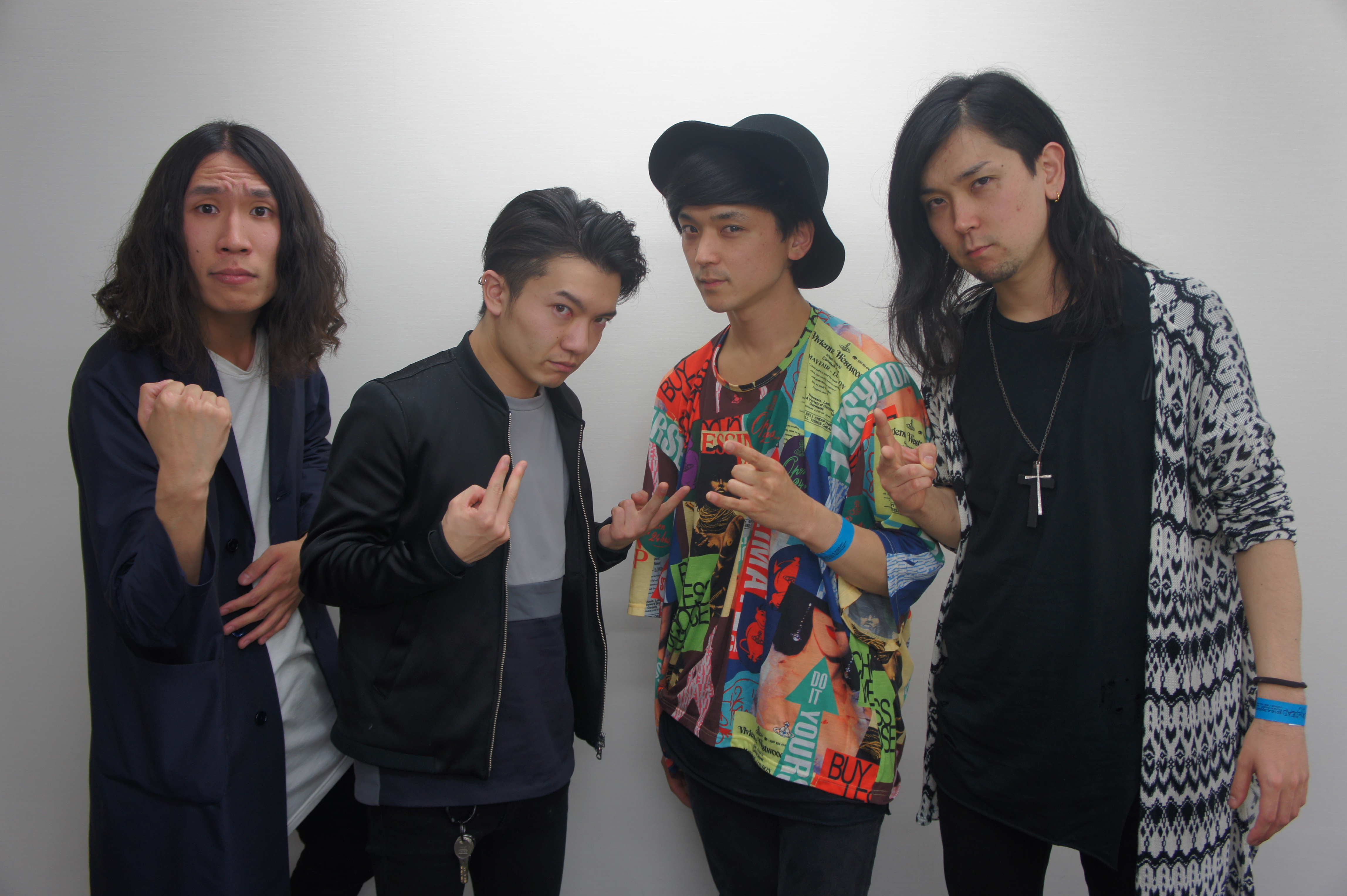 FABLED NUMBER×感覚ピエロ コラボサイン色紙