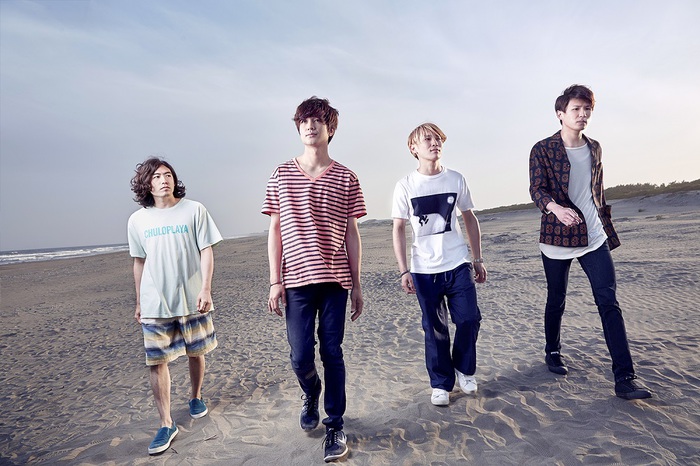 Bentham　ラバーバンド＆サイン色紙