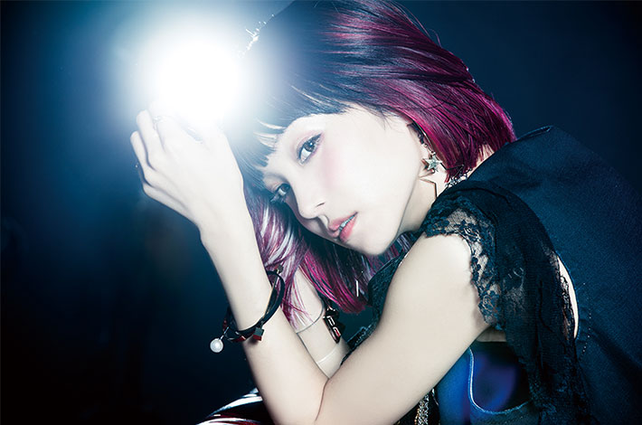 LiSA サイン色紙