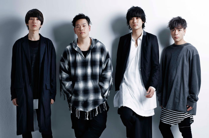 MAGIC OF LiFE フード付きタオル＋サイン色紙