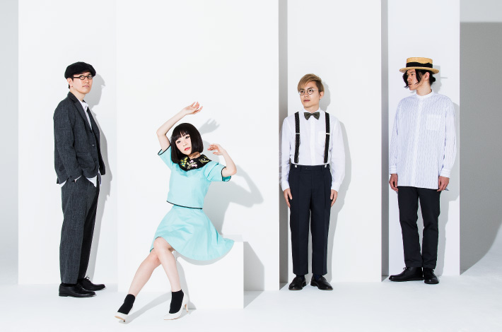 fhána サイン色紙