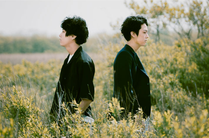 岩ヰフミト FOLKSの最新グッズ"FUMITO DESIGNマグ"＋サイン色紙