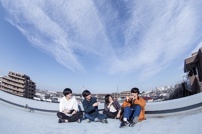 kobore Tシャツ＋キーホルダー2種＋サイン色紙