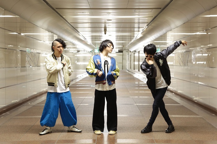 挫・人間 サイン入りTシャツ＋色紙