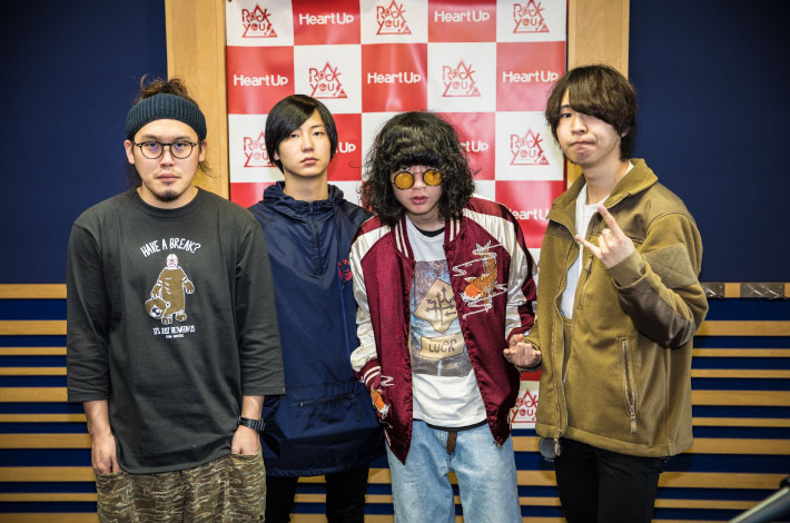 サイン入りWOMCADOLE×ハートアップ限定マルシェバッグ＋メガネケース