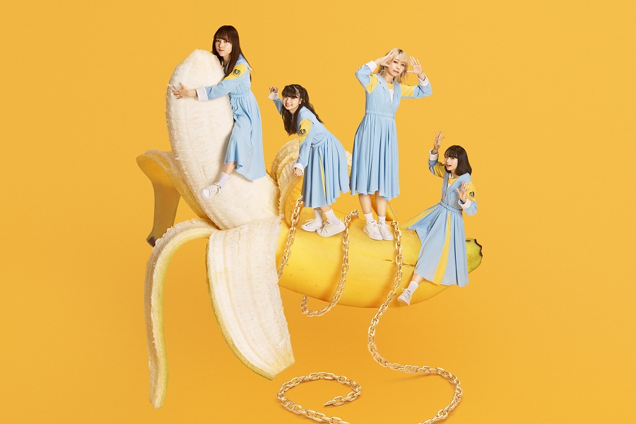 PARADISES サイン色紙