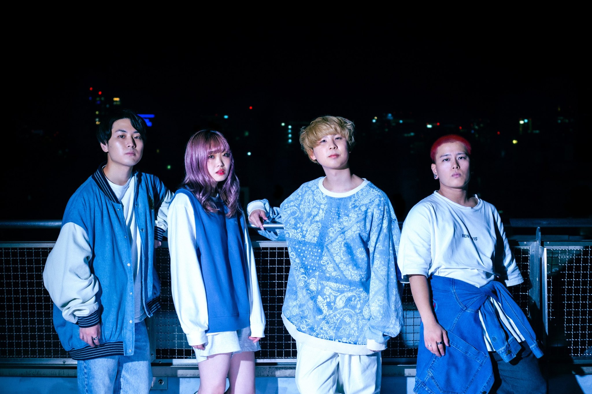 フィルフリーク タオル＋メンバー全員直筆サイン色紙