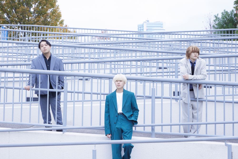 Absolute area マグカップ＋メンバー全員直筆サイン色紙