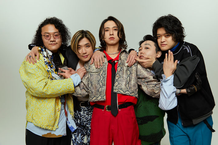 BREIMEN Green Print Towel (Americanized Design)＋メンバー全員直筆サイン色紙