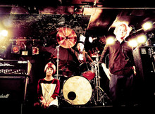 FOUR GET ME A NOTS サイン色紙