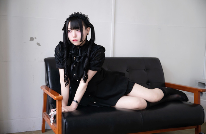 SPRISE 佐藤 愛佳 直筆サイン入りTシャツ（XLサイズ）